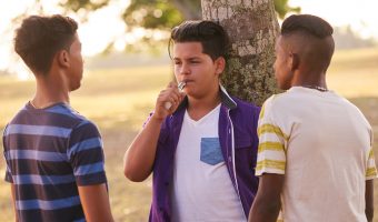 Teens Smoking E-Cig